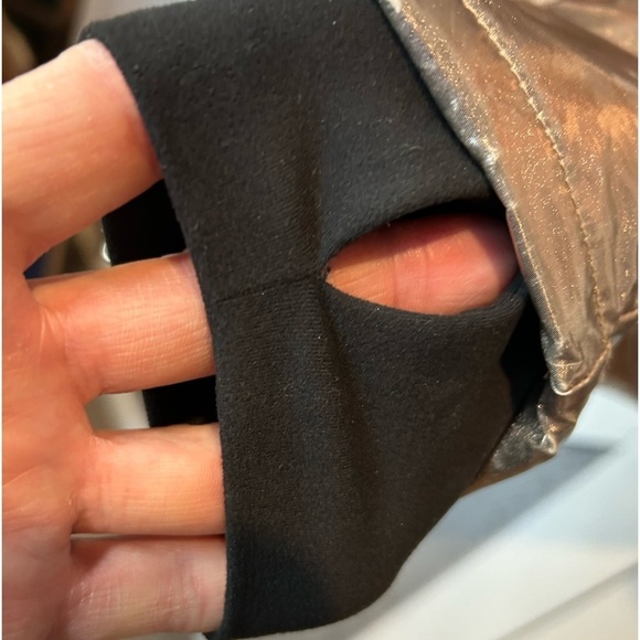 022. Aerie Offline Women's Metallic Hooded Puffer Coat Size Small - Picture 5 of 8